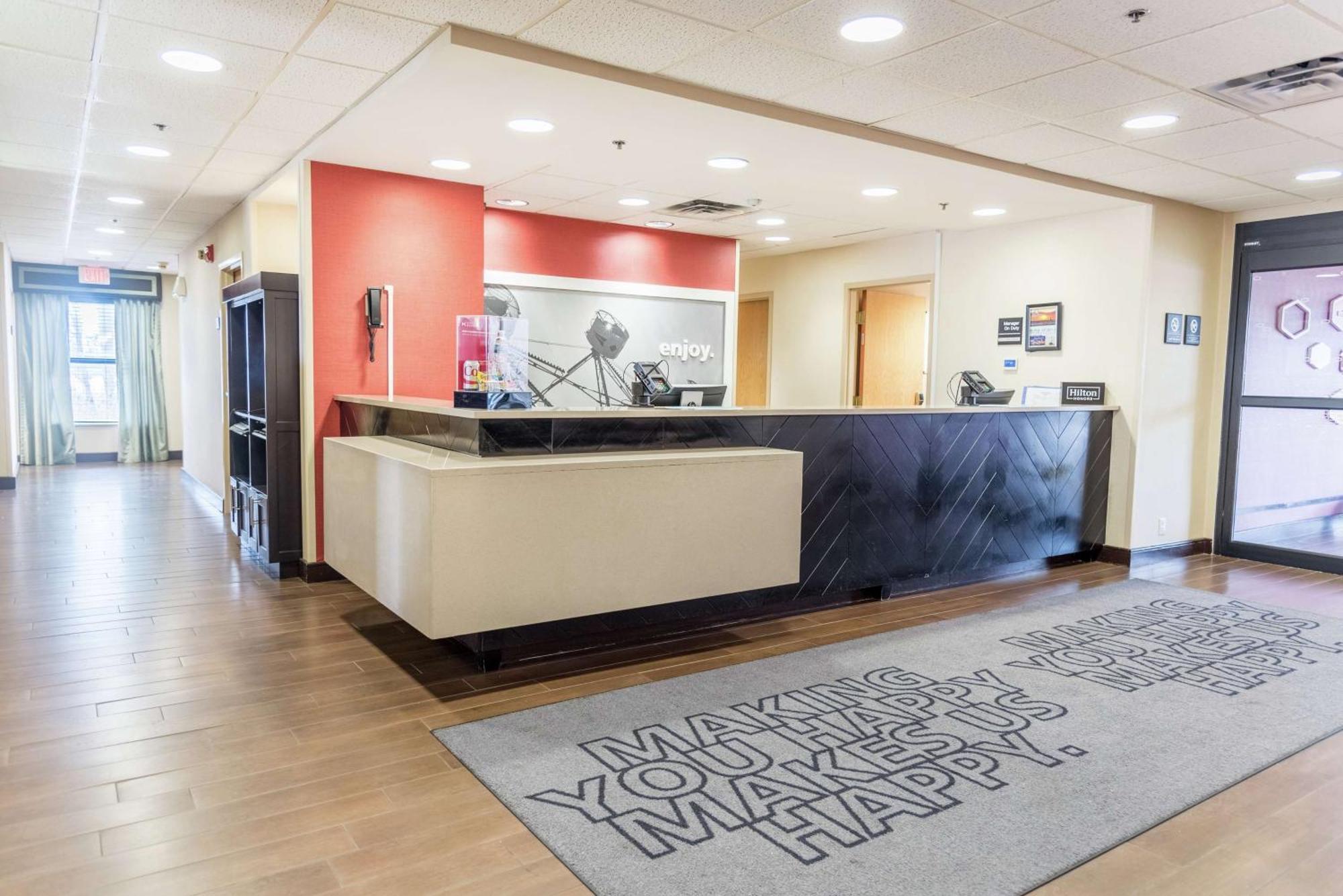 Hampton Inn Muskegon Muskegon Heights Екстер'єр фото