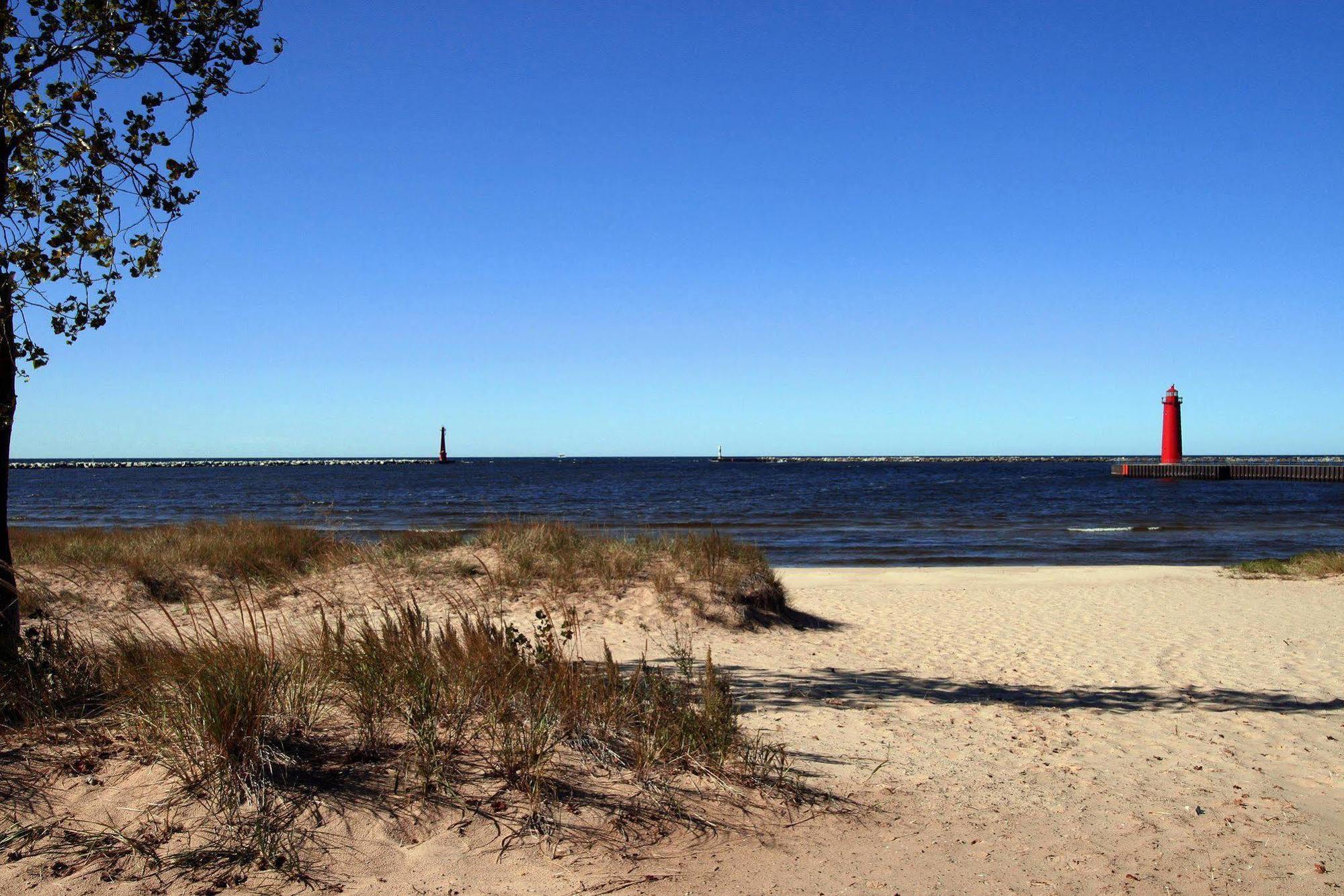 Hampton Inn Muskegon Muskegon Heights Екстер'єр фото